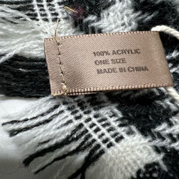 Styline BLACK WHITE REVERSIBLE PLAID VEST KIMONO One size - Picture 9 of 16